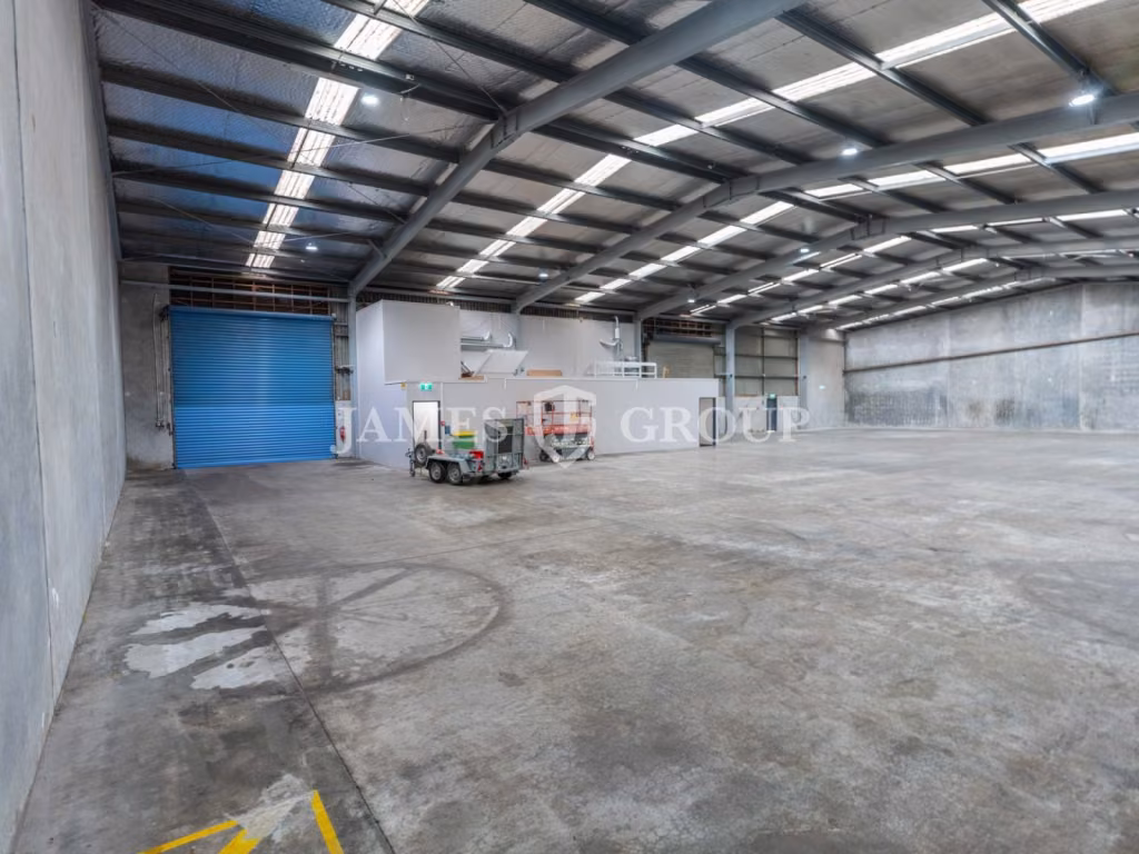 1,166m² Industrial Facility With Minimal Office