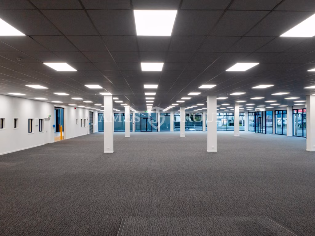 Iconic Mount Eden Retail Space – 48 Car Parks