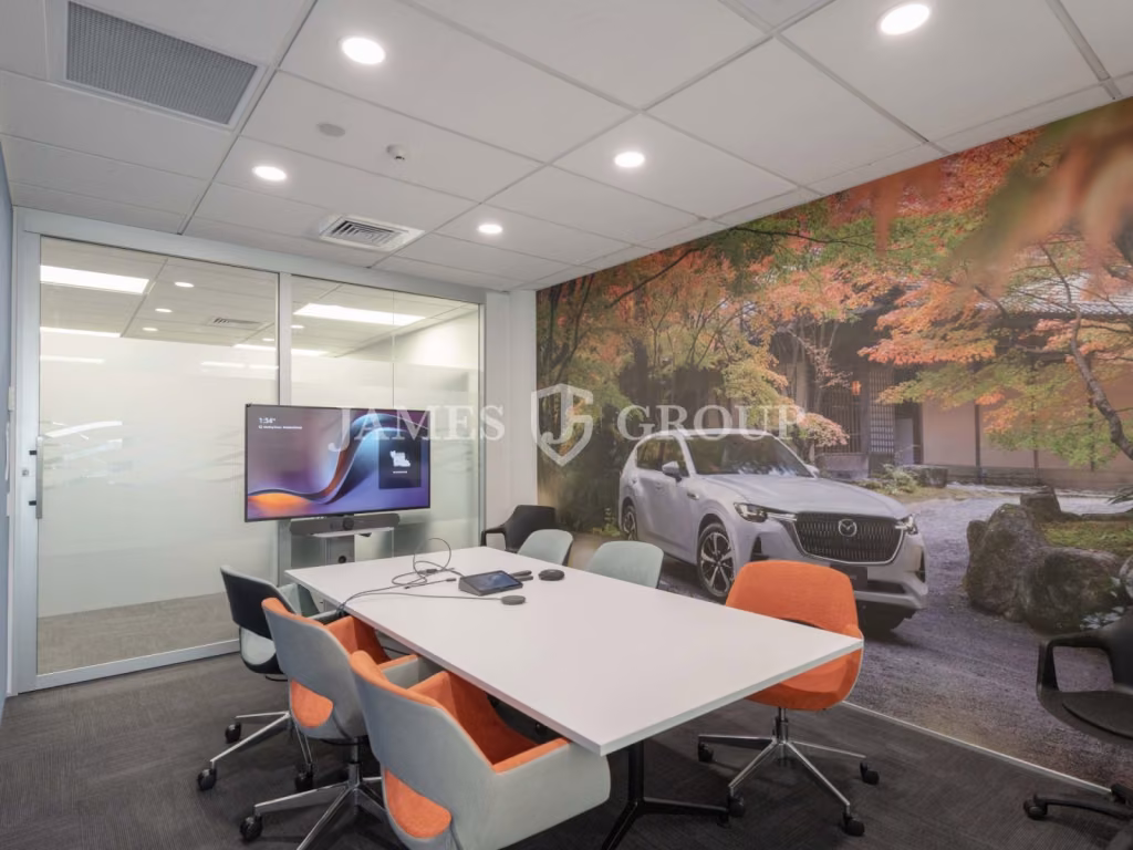 323m² Office With Fitout And Natural Light