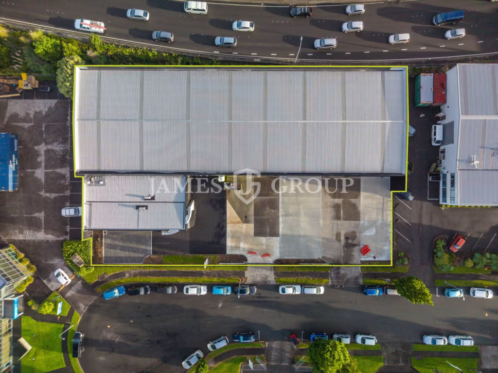 A-grade 1,601m² | Supreme Highway Visibility
