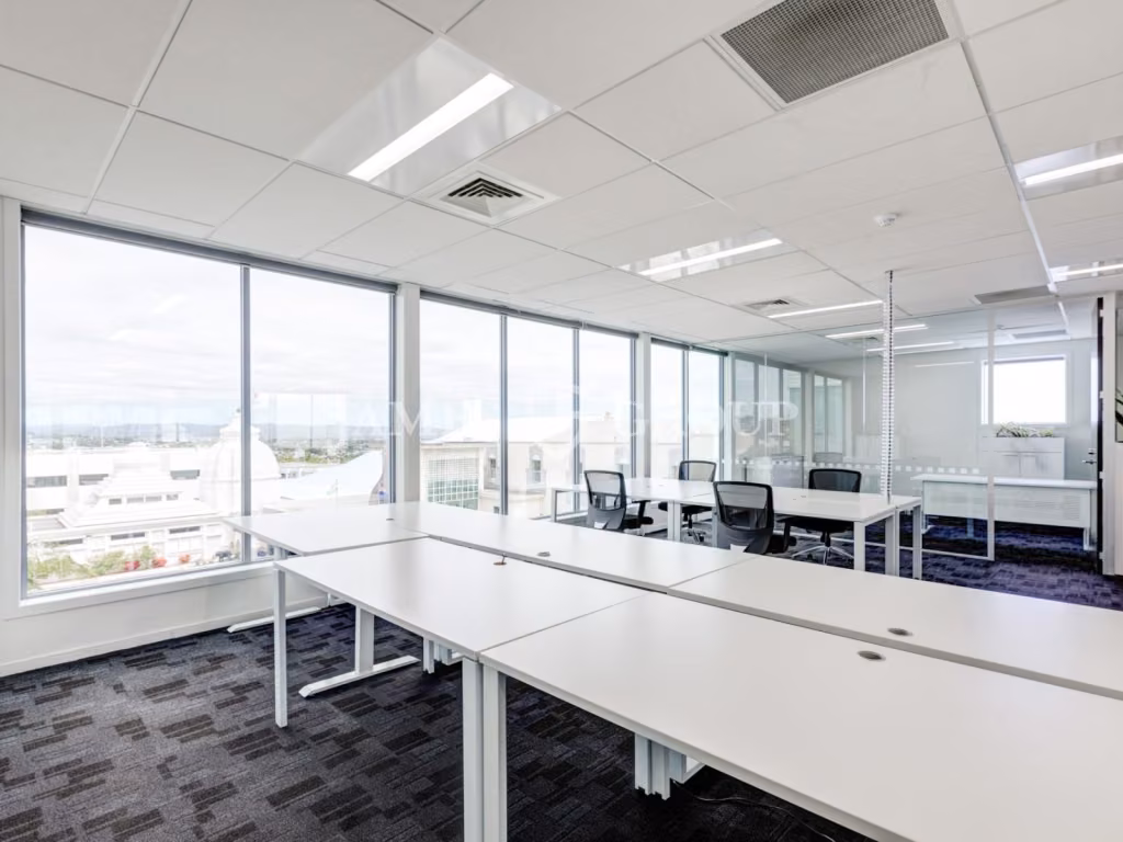 648m² Office With Fit-out & Easy Access