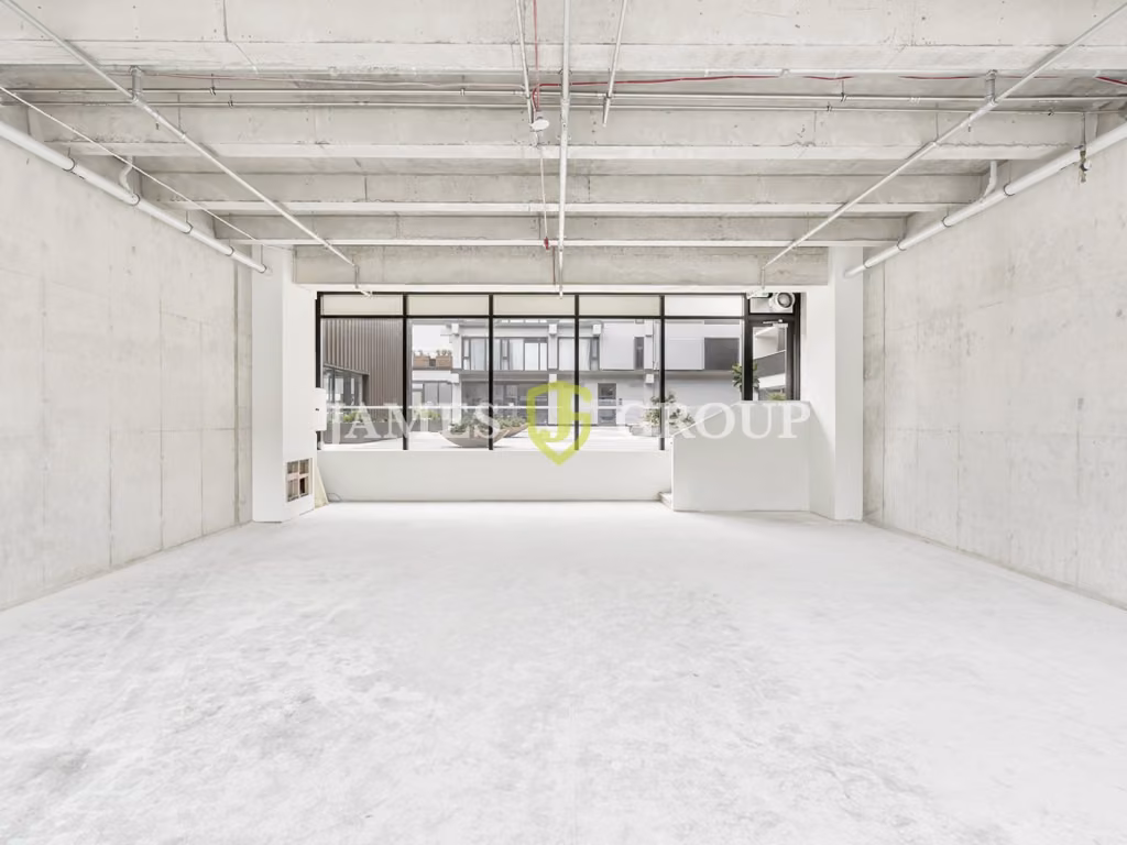 Khyber Pass Retail + Road Frontage