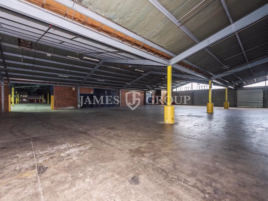 2,538m² Mt Wellington Warehouse | $150/m²
