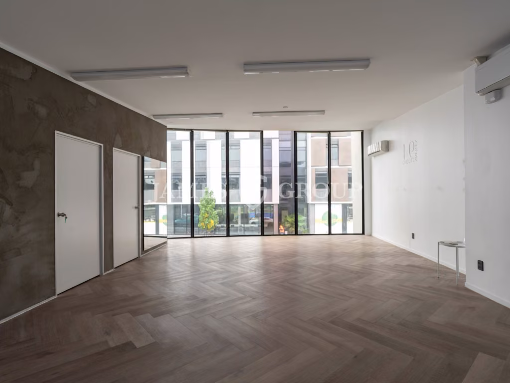 Versatile Parnell Office