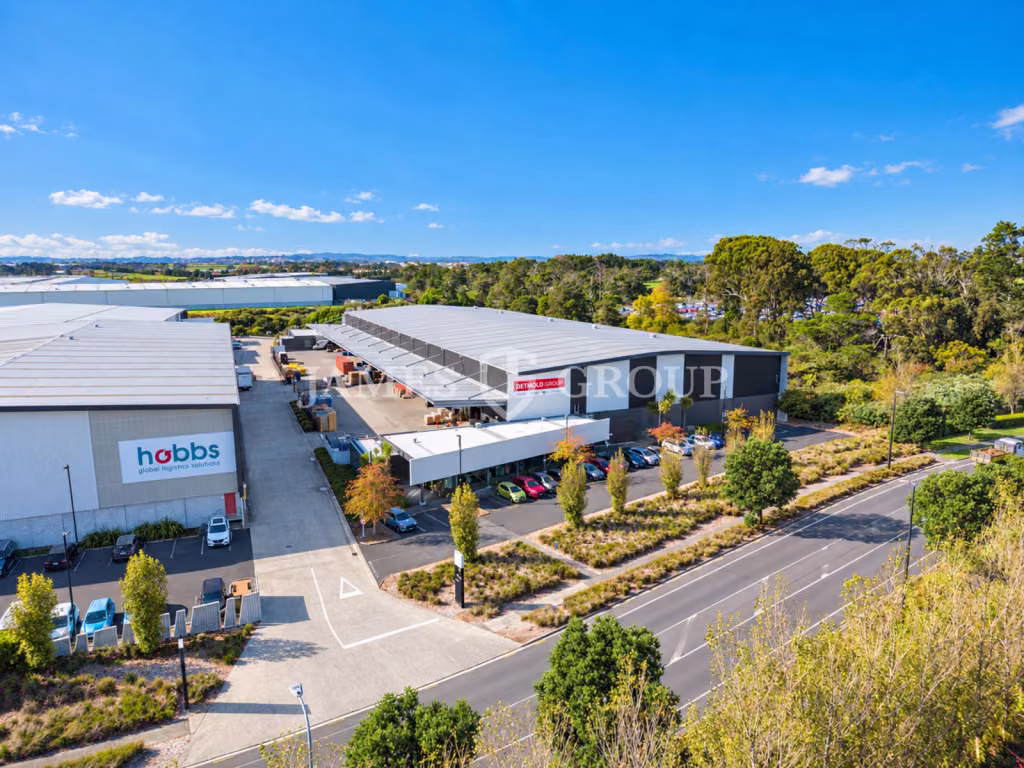High Stud Airport Oaks Industrial Opportunity