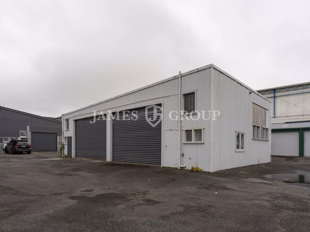 Freshly Refurbished 90m² Takanini Industrial
