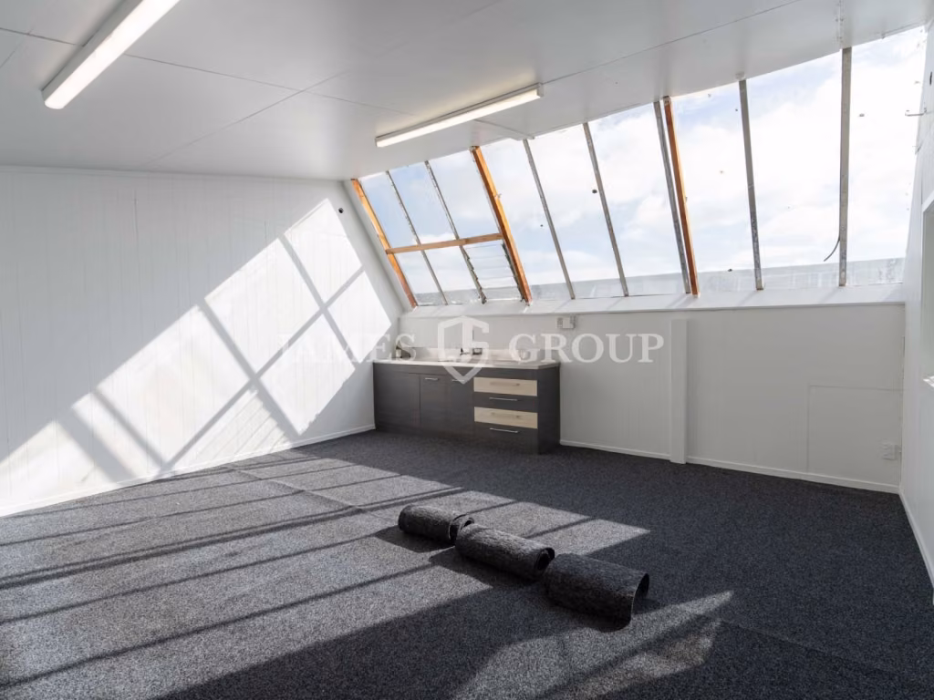 Functional East Tamaki Industrial Unit | 311m²