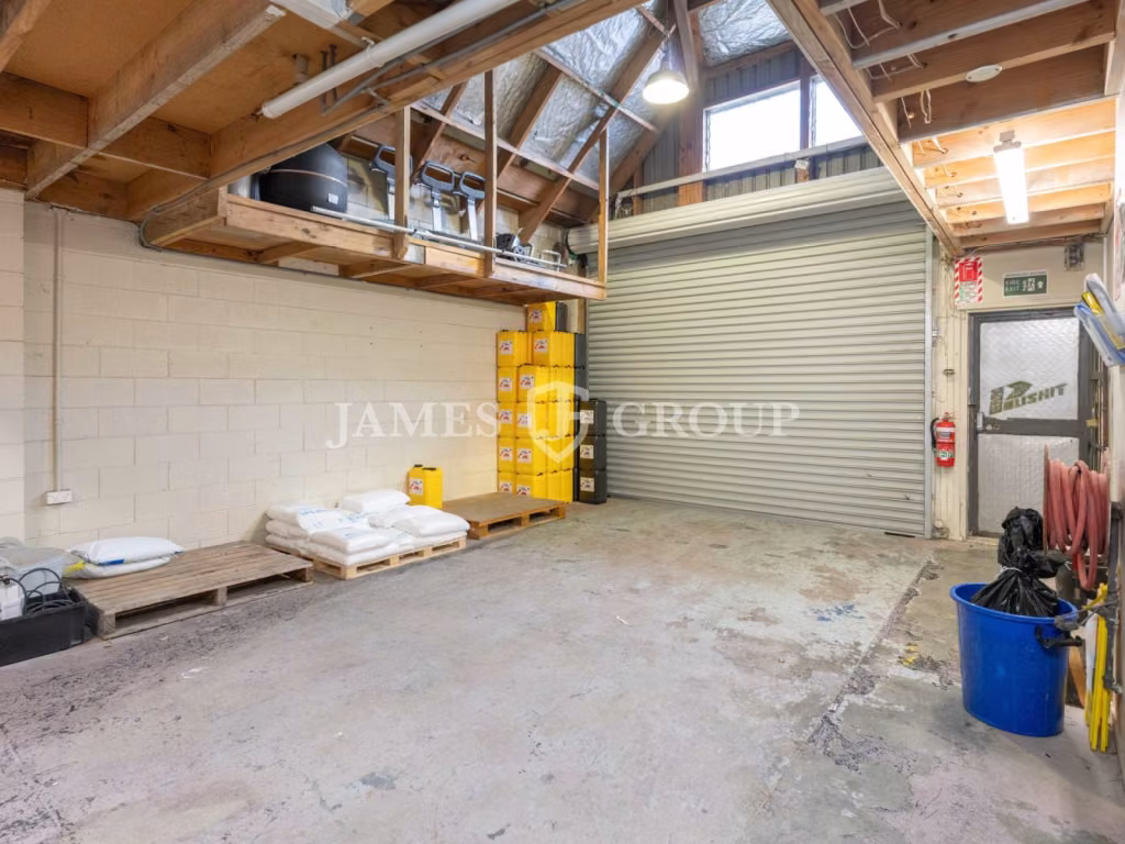 Affordable 171sqm Industrial Unit