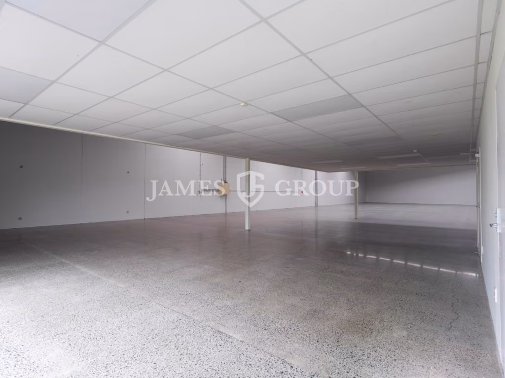 Road Front Otahuhu Warehouse – 804sqm