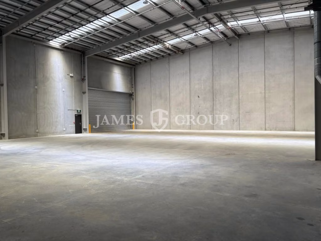 Modern 2,340m² Industrial In Prime Wiri Location