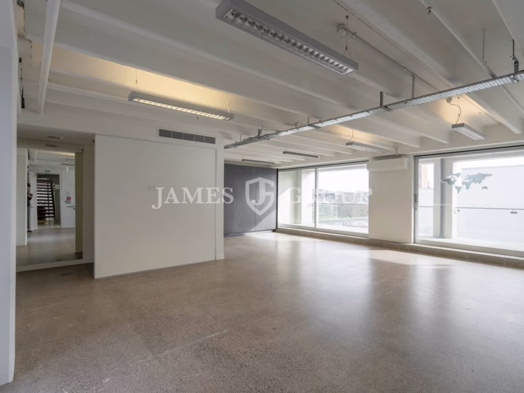 Central On Centre | Modern 161sqm Office