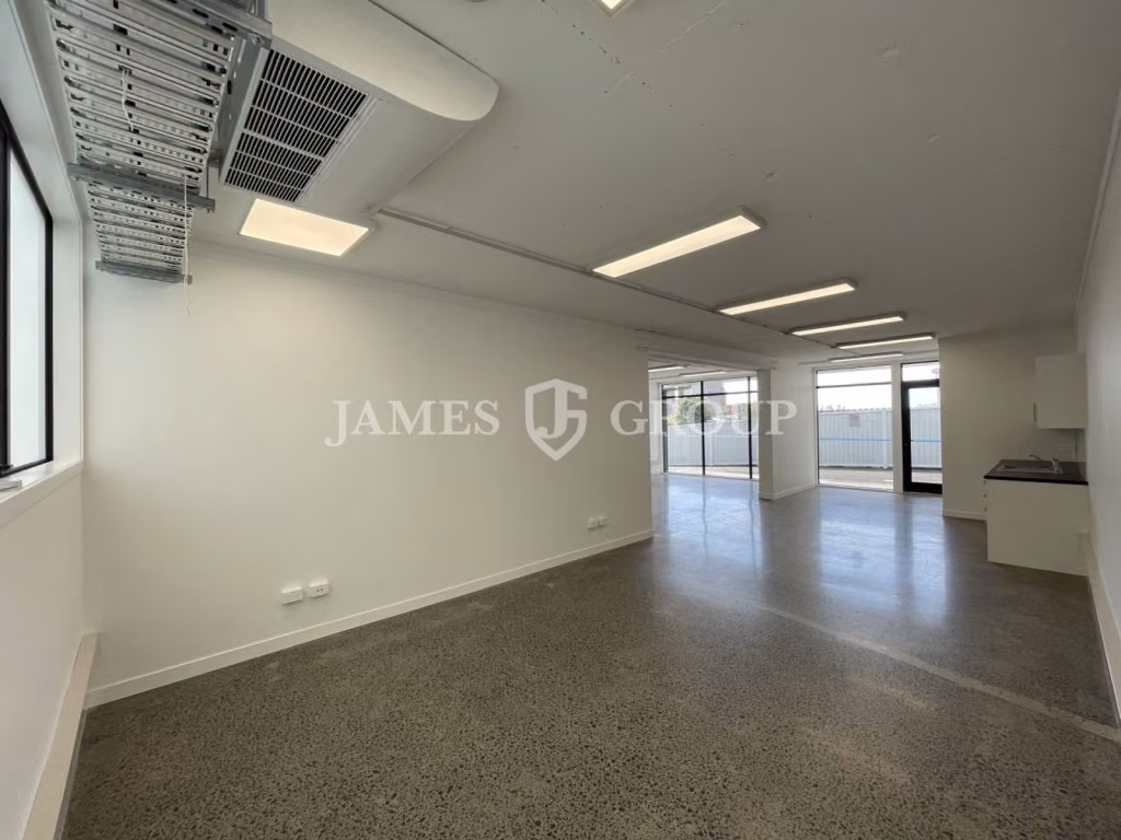 100m² Professional Office Or Medical Suite