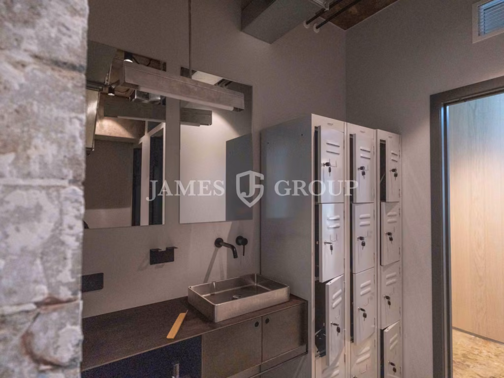 Rare Turnkey Wellness Opportunity On Ponsonby Road