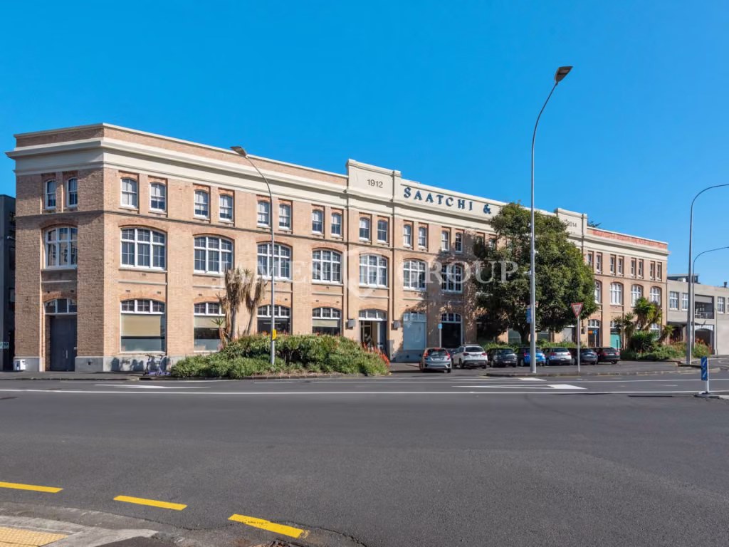Premium Parnell Heritage Suite