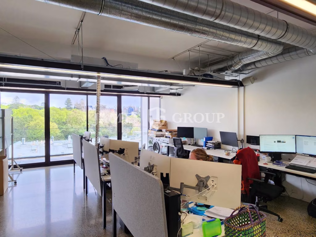 Stunning Fitted Parnell Office
