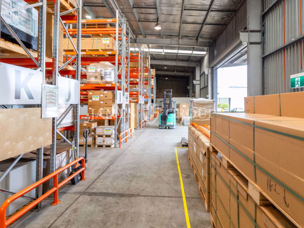 2,998m² High Stud Warehouse | 5,612m² Secure Yard