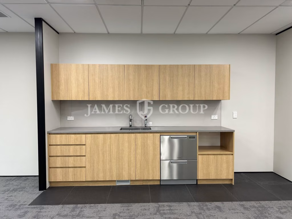 Modern Corner Office – Shortland Street
