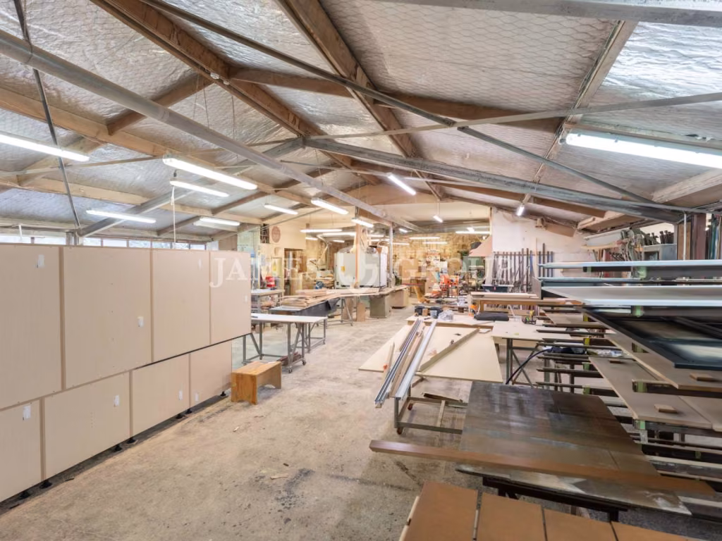 Kelston Warehouse + Parking | Refurb Underway