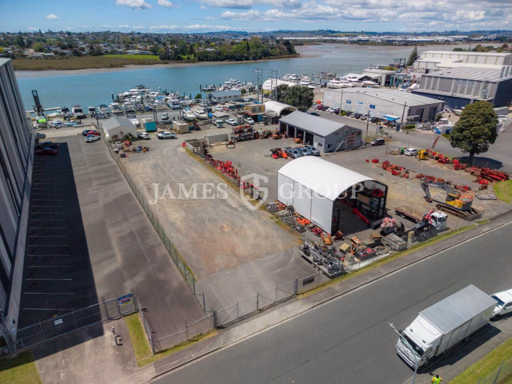 1,180m² Mt Wellington Yard
