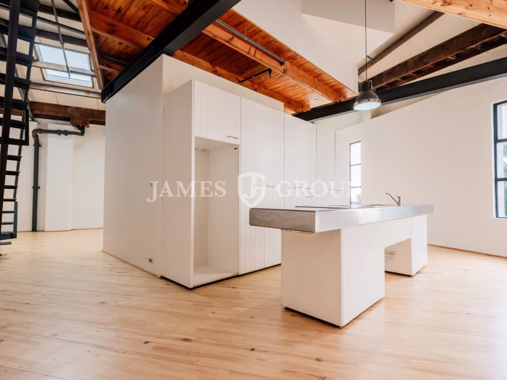 Axis Building Charcter Studio | 149m²