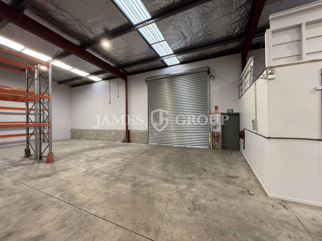 Versatile Industrial Warehouse | 1,502m²