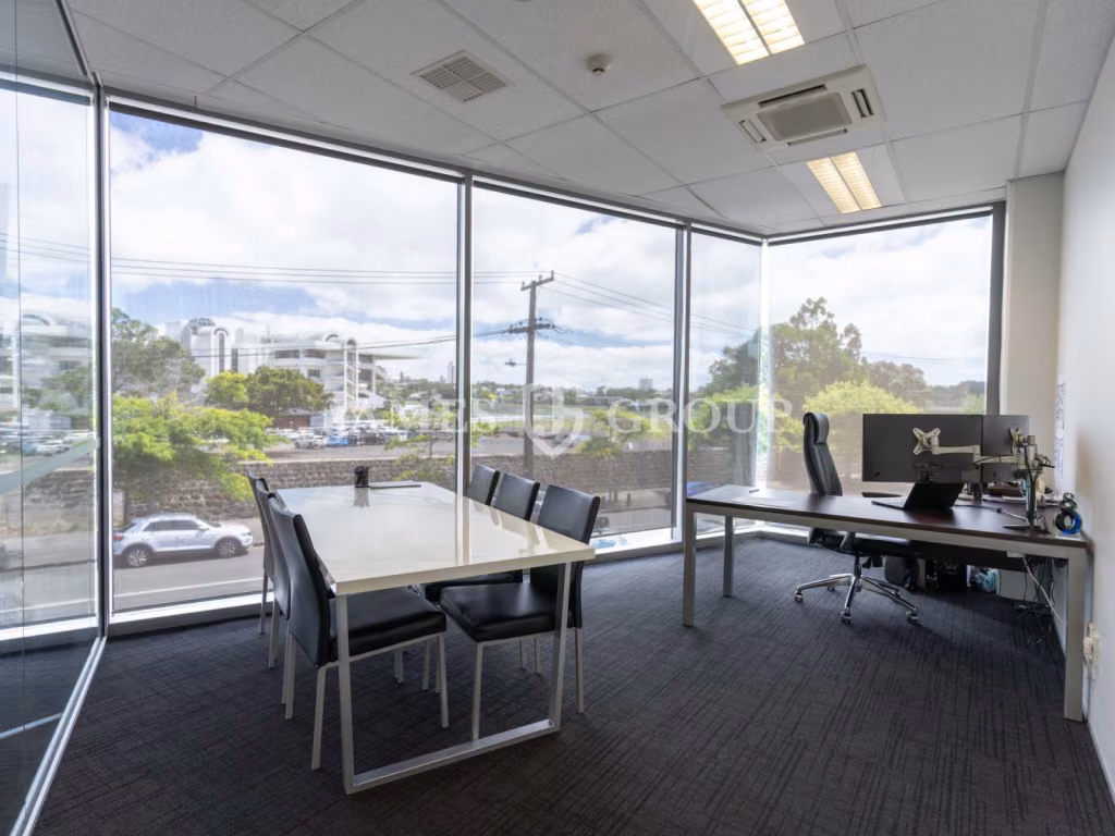 230m² Office With Parking In Central Ellerslie