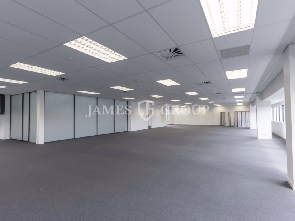Standalone Epsom Office Ample Car Parking