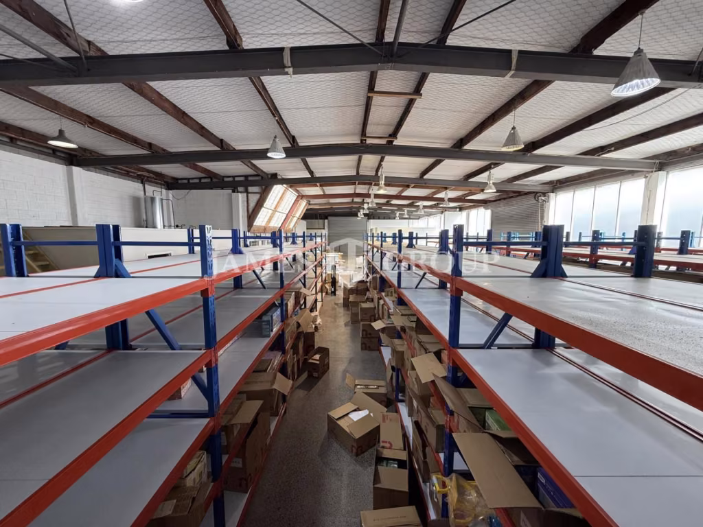 Prime Mixed-use Freehold Asset – Vacant Possession