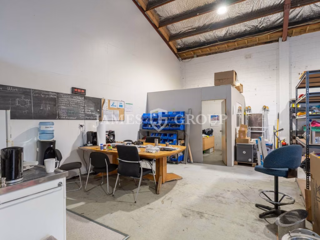 226m² Warehouse On Neilson Street