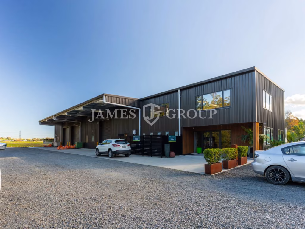 Versatile Drury Site With Warehouse And Yard