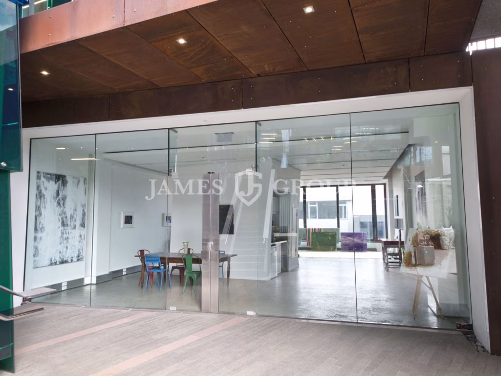 Ground Floor Retail On Iconic K Road