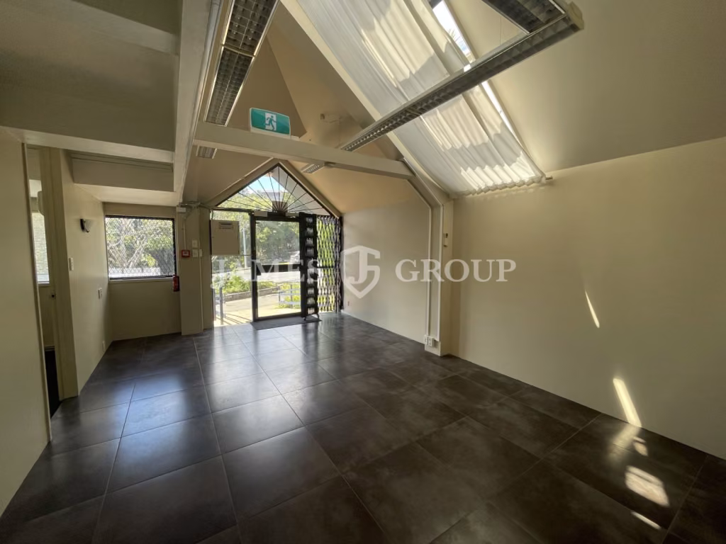Spacious Tenancy With Excellent Accessibility