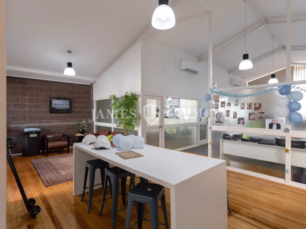 Stunning Eden Terrace Character Office