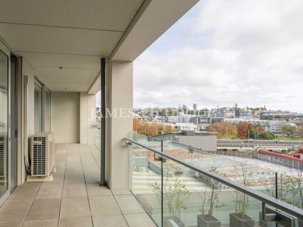 Central On Centre | Modern 161sqm Office