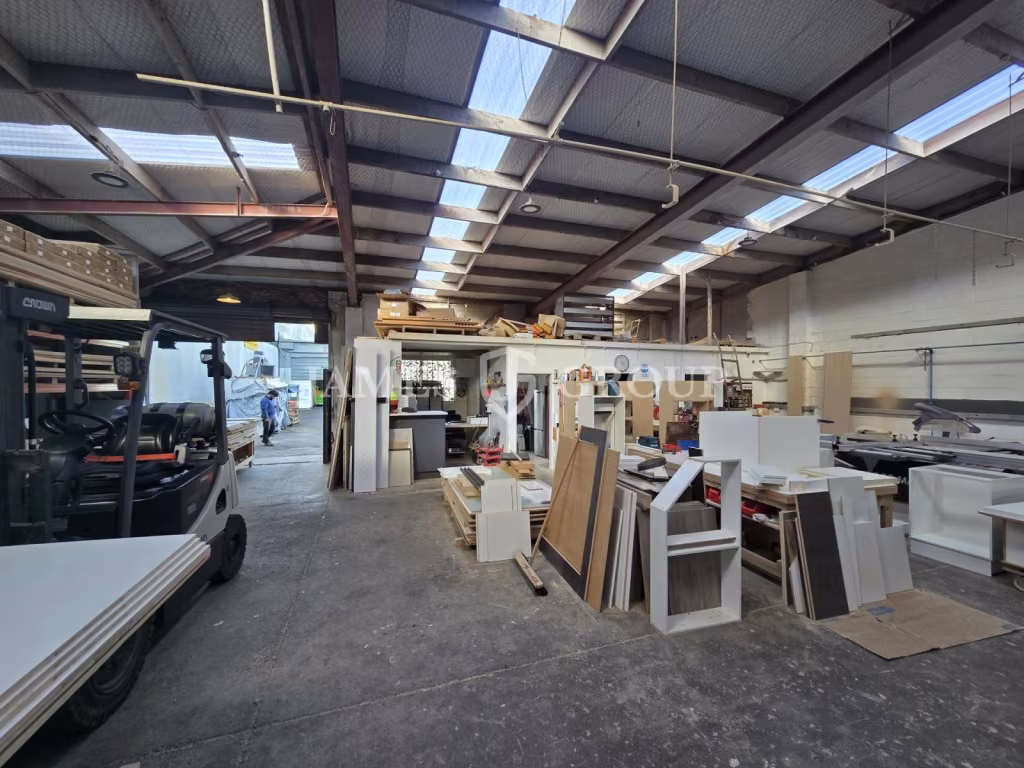 Prime Harris Road Location – 210m² Industrial Unit