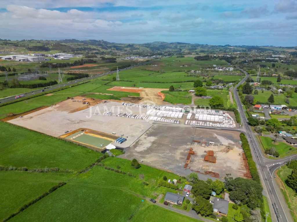 Metaled Yard With Full Utilities | 10,000m²