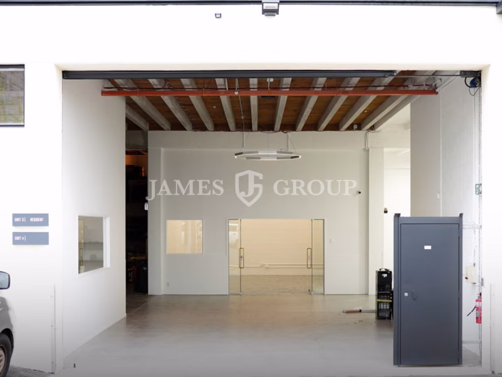 Prime City Fringe Warehouse + Showroom