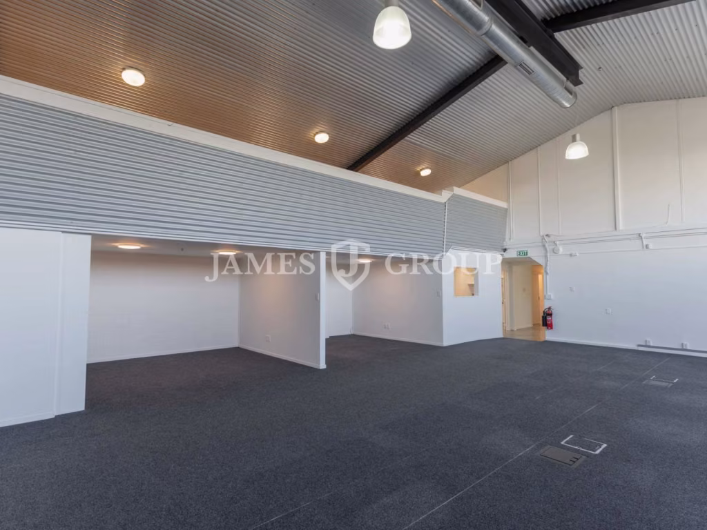 Versatile Corner Showroom | Grey Lynn