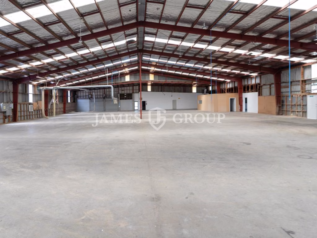 Power-packed Industrial In Prime Position