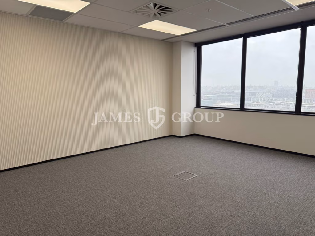 Level 10 Office With Full Fit-out – Commercial Bay