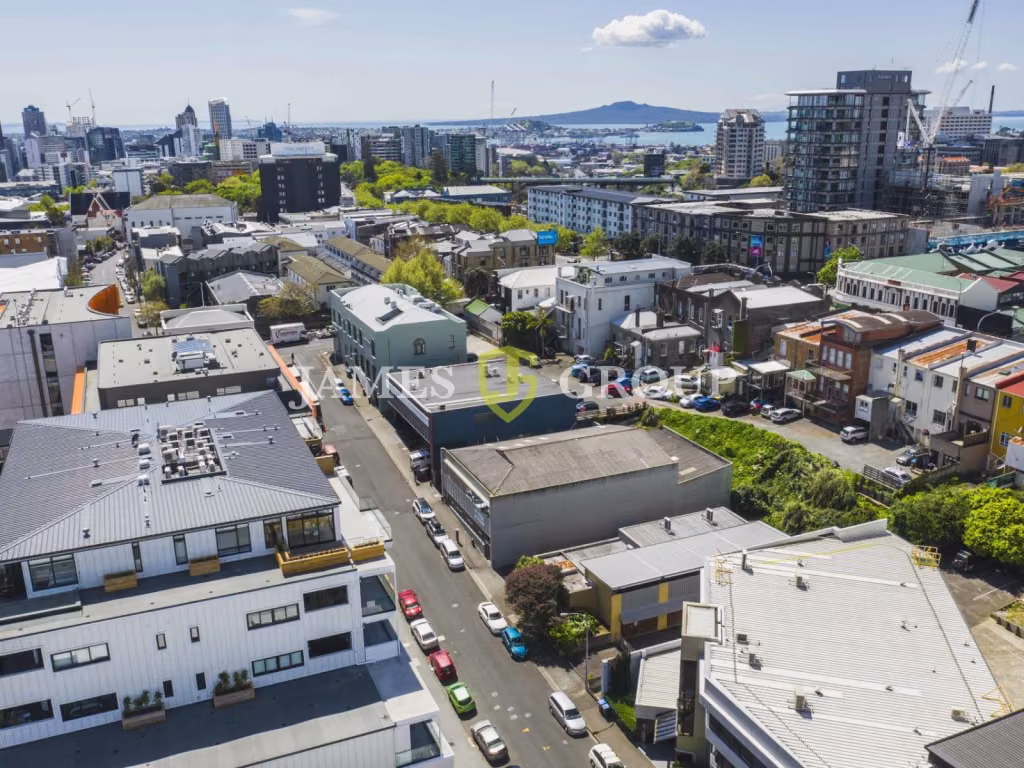 Short Term Ground Floor Office | 308sqm