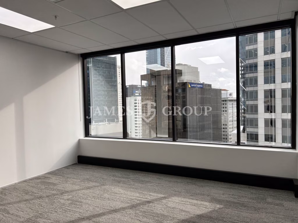 Smart North-facing Office – Shortland Centre