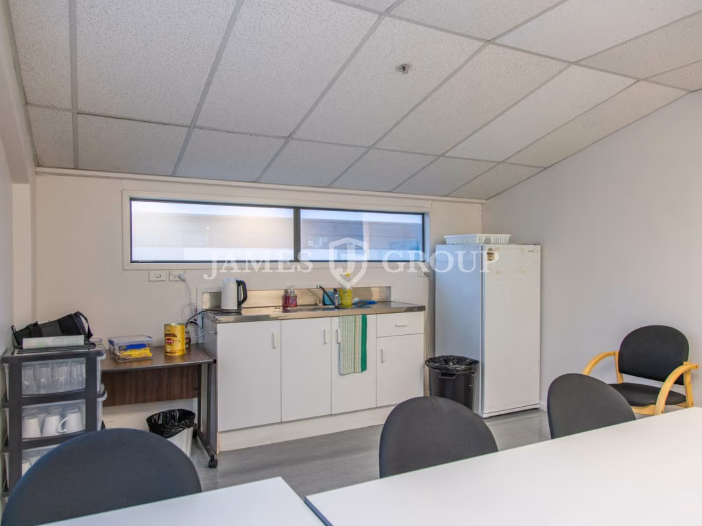 High Profile On East Tamaki Rd – 1,356sqm