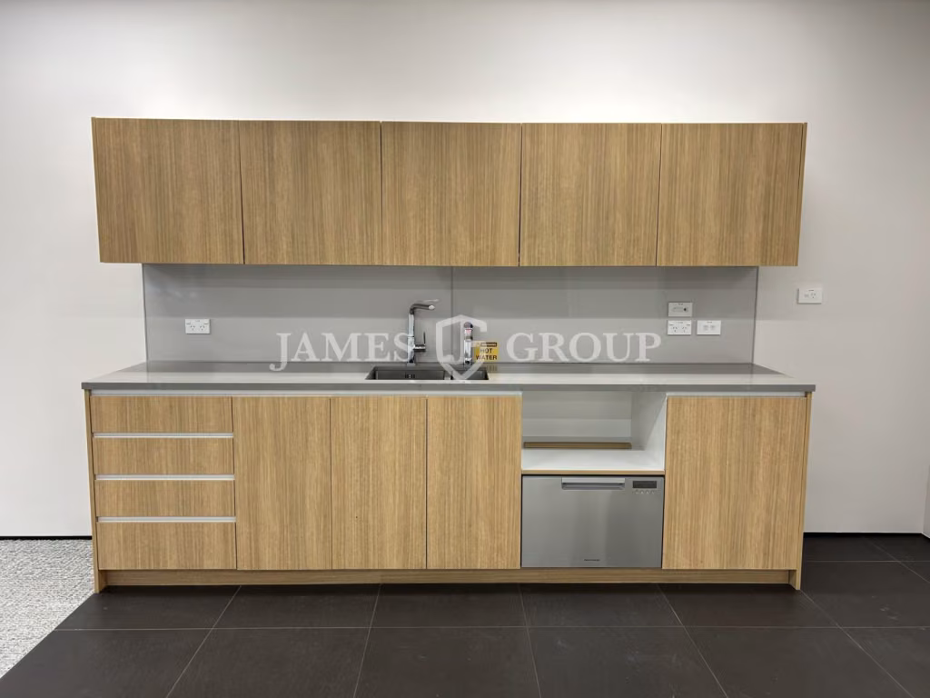Fully Fitted Office – Shortland Street