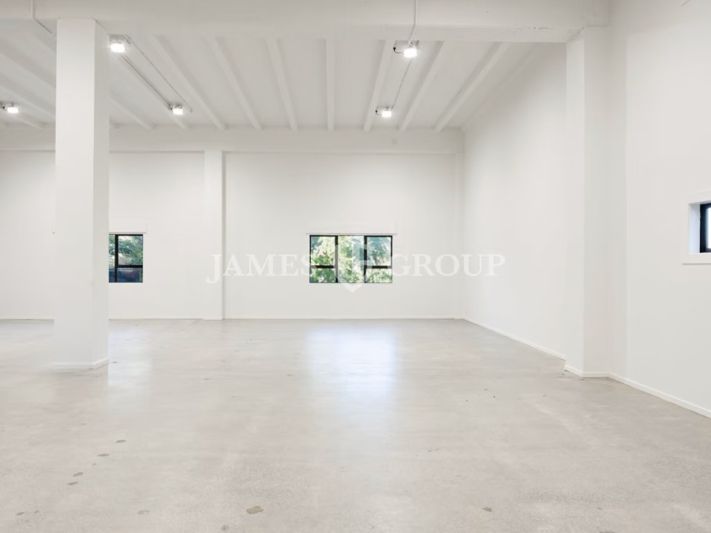 Prime City Fringe Warehouse + Showroom