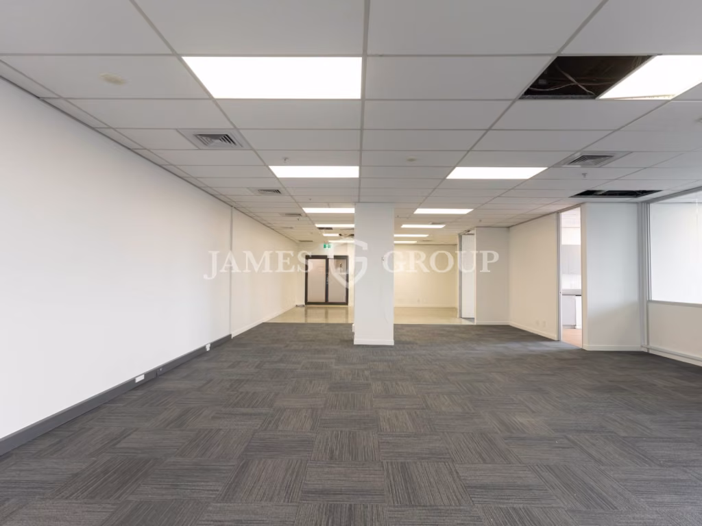 High-quality Office With Excellent Natural Light