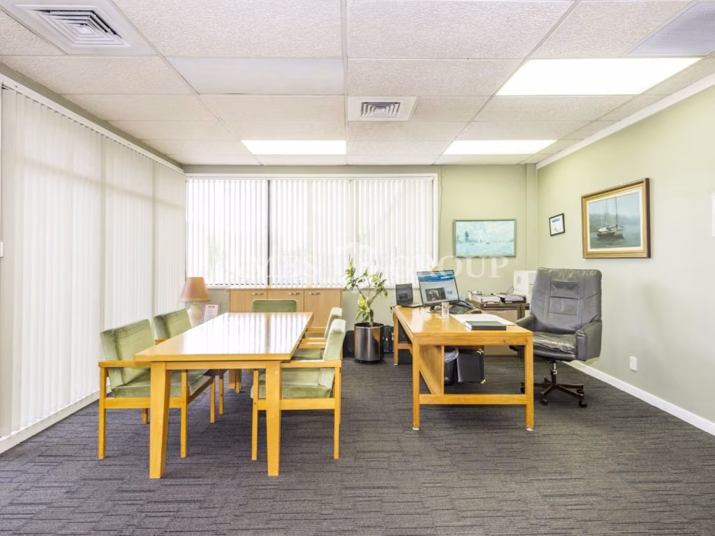 2,013m² Functional Mt Wellington Facility