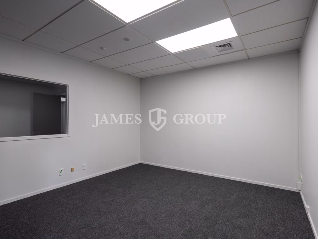A-grade 1,601m² | Supreme Highway Visibility