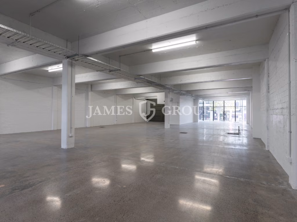 Showroom Excellence – Brand New Refurb