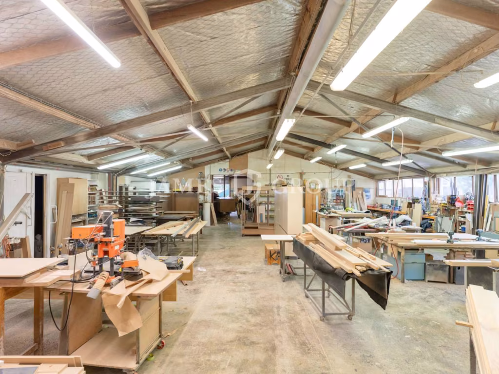Kelston Warehouse + Parking | Refurb Underway
